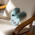МАЙСТЕР-КЛАС “FUR-EFFECT BOUCLE SLIPPERS / БУКЛЬОВАНІ КАПЦІ “ЕФЕКТ ХУТРА”